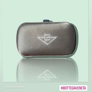 AUTH RARE BOTTEGA VENETA VINTAGE SILVER GREY CLUTCH ORIGINAL BV LOGO MINI BAG